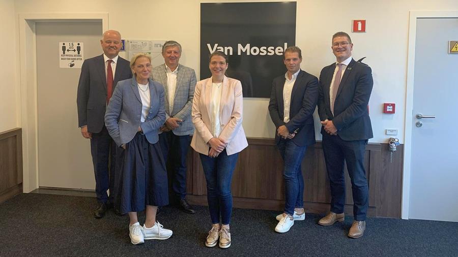 Confirmation de l'association entre Van Mossel et Devos-Capoen