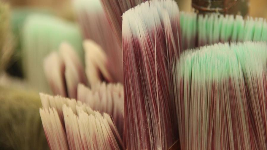 Verfklus klaar? Borstels en rollers bewaar je zo!