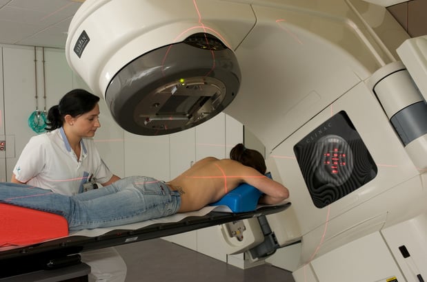 Centralisatie van complexe kankerzorg, een tweesnijdend zwaard