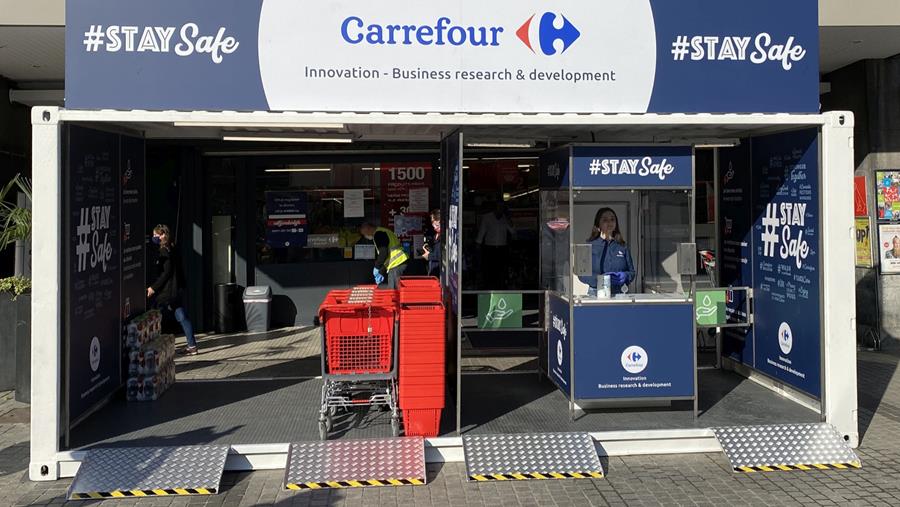 Unité mobile de désinfection au Carrefour Market Jourdan