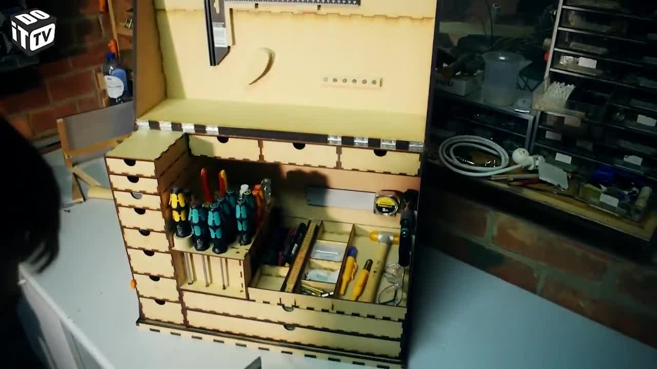 MAAK ZELF EEN MODULAIRE TOOLBOX